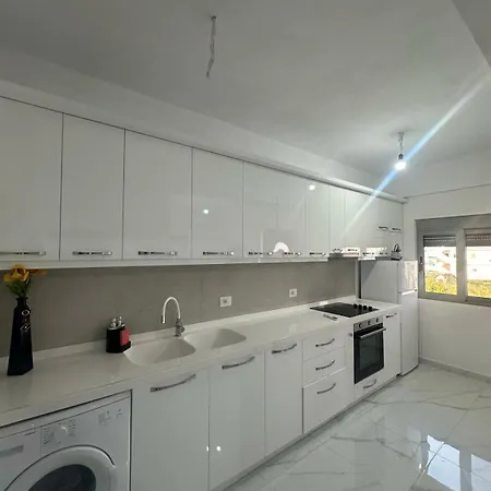Metaj Flats * Saranda